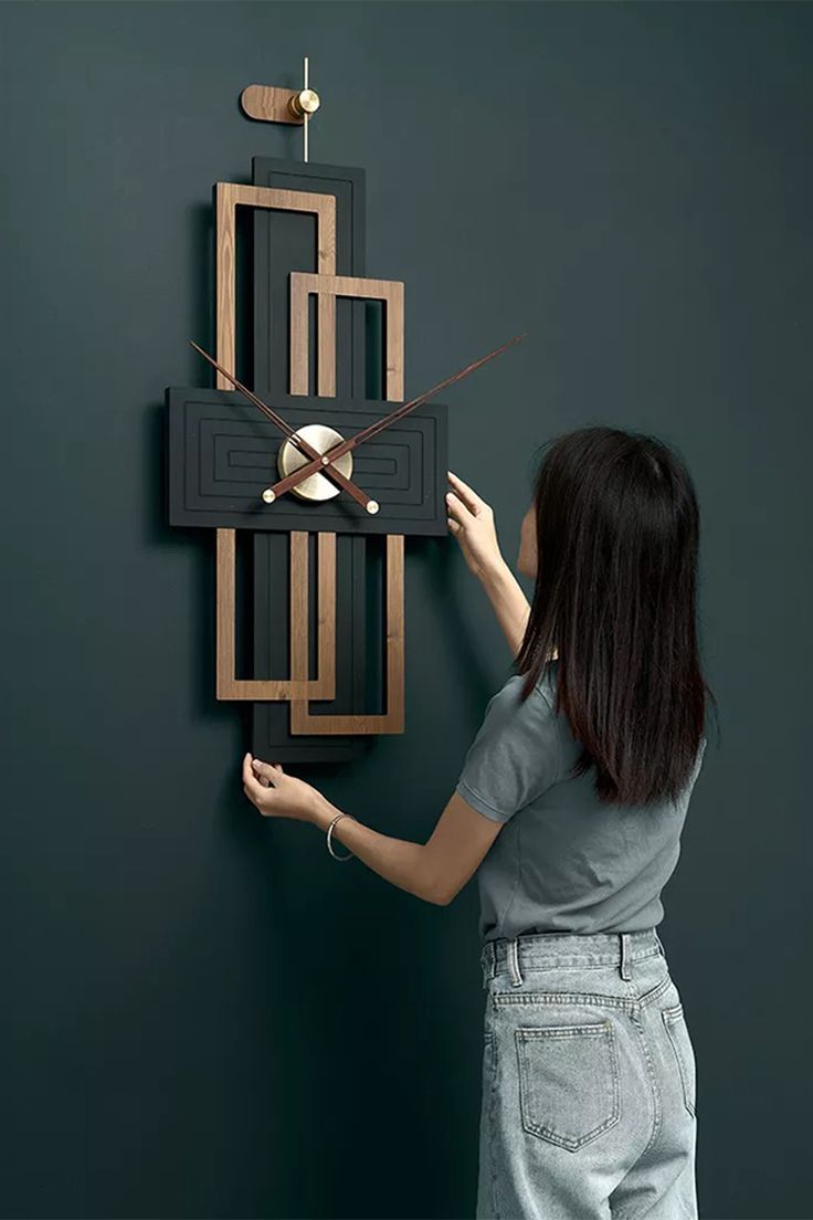 Horloge Murale Design – Équilibre du Temps